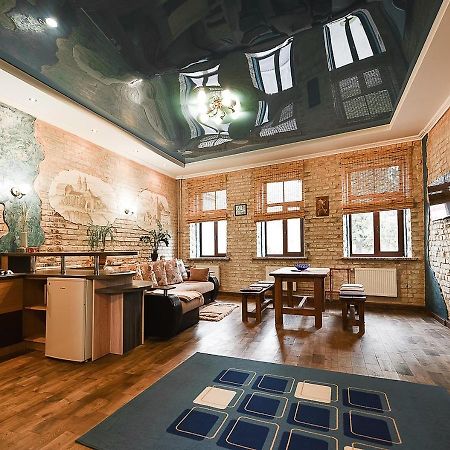 Apartment In Sacyjalistycnaja 39 Grodno Luaran gambar