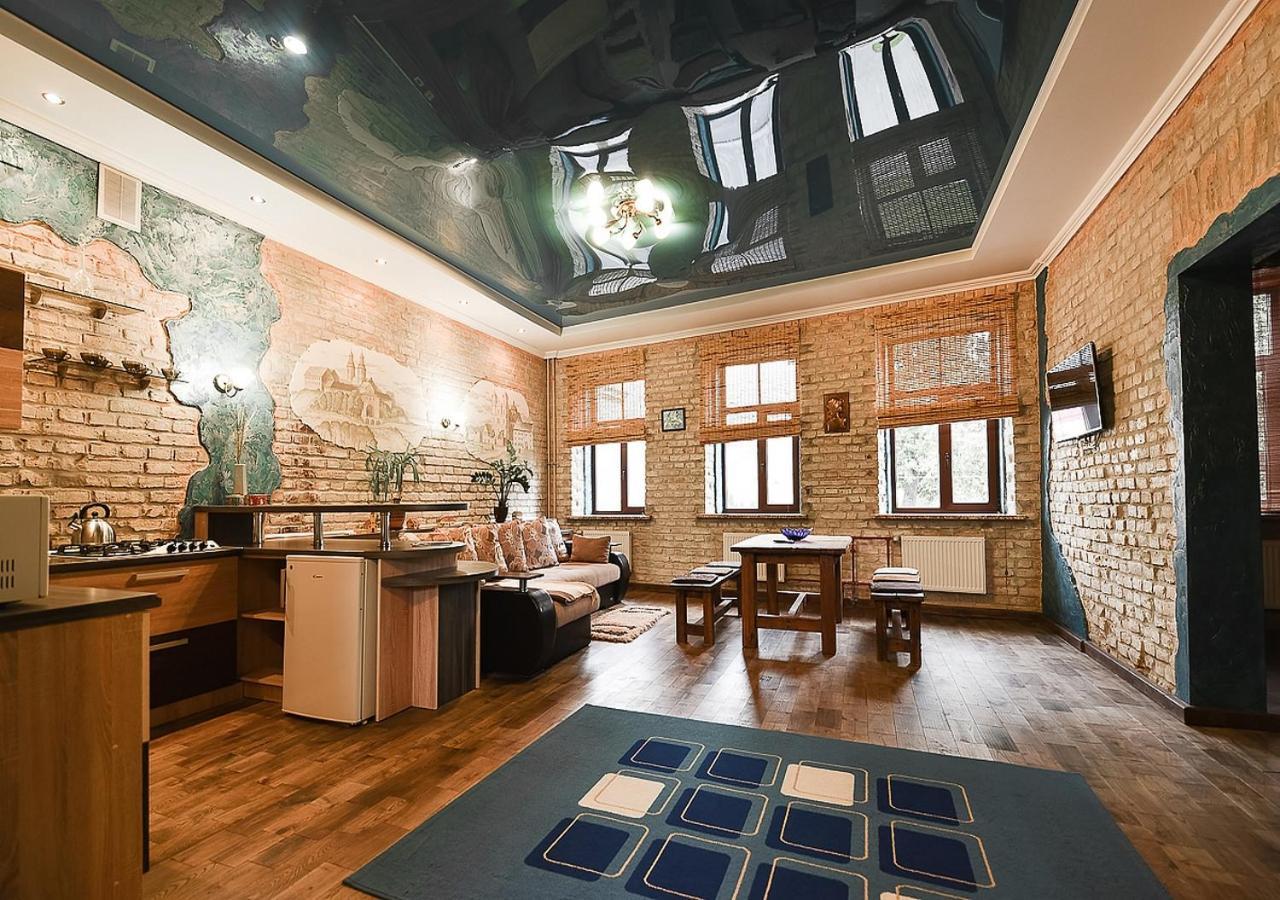 Apartment In Sacyjalistycnaja 39 Grodno Luaran gambar