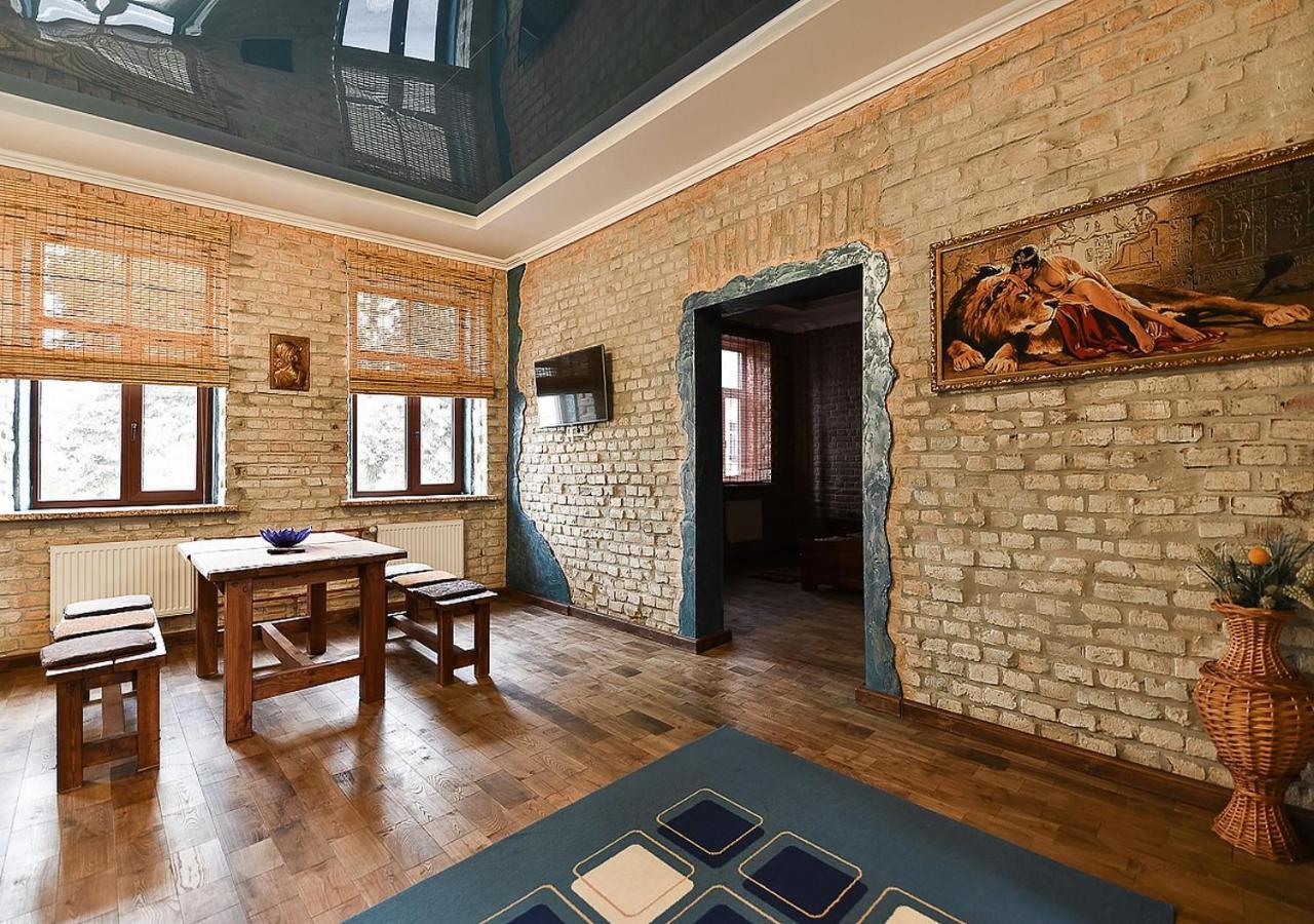 Apartment In Sacyjalistycnaja 39 Grodno Luaran gambar