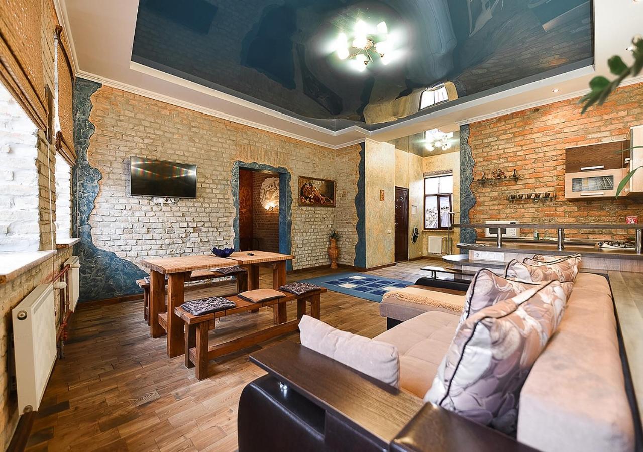 Apartment In Sacyjalistycnaja 39 Grodno Luaran gambar
